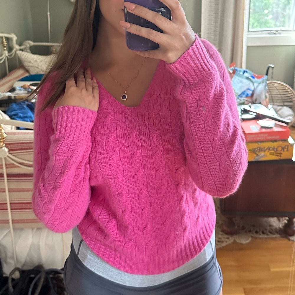 New Scotland 100% Cashmere Pink Cable Knit Sweater (Small)